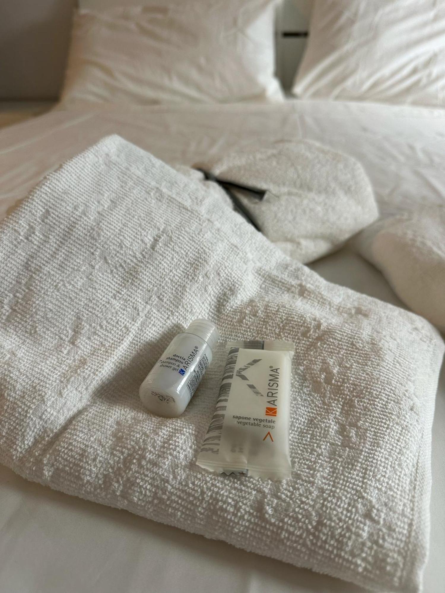 Affittacamere Torino - Private Rooms - H24 Self Check-In 外观 照片